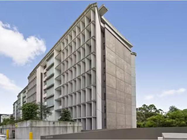 Cheap 1 BR 409/27c North Rocks Road, North Rocks Apartment for.