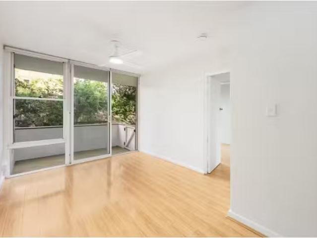 New 1 BR 4/23 Rosalind Street, Cammeray Apartment for rent Li.