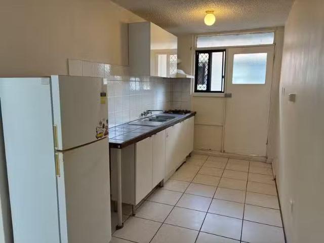 Just in! 1 BR 4/25 Fortescue Street, SPRING HILL, QLD 4000 A.