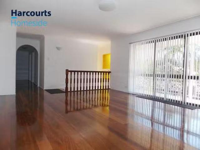 Charming 1 BR 5/7 Metropole Street, ROBERTSON, QLD 4109 Hous.