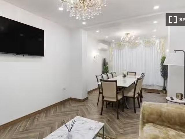 Deal! 1 BR 5 bedroom apartment for rent in Tottenham Green, Lo.