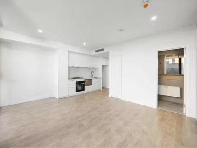 Cozy 1 BR 611/175 179 Waymouth Street, Adelaide, SA 5000