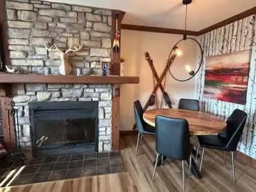 Rental! 1 BR 6 166 Rue Du Mont Plaisant, Mont Tremblant, QC, J.