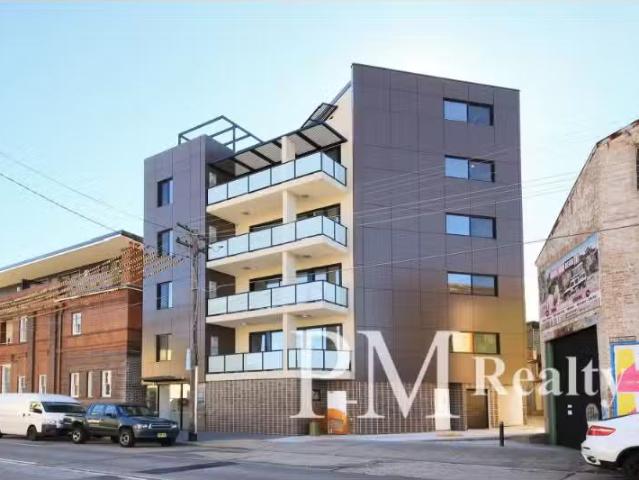 Charming 1 BR 9/4 Livingstone Road, Petersham Apartment for re.