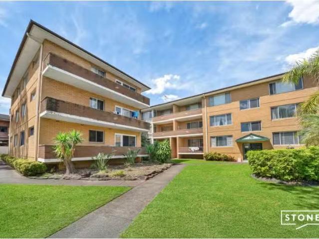 Unique 1 BR 9/78 O'Connell Street, North Parramatta Apartment.