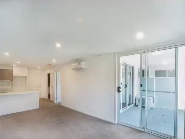 Just in! 1 BR 109/24 Girrahween Street, Braddon Apartment for.