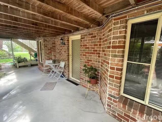 Unique 1 BR 1/14 Jersey Street, South Kempsey, NSW 2440 Unit.