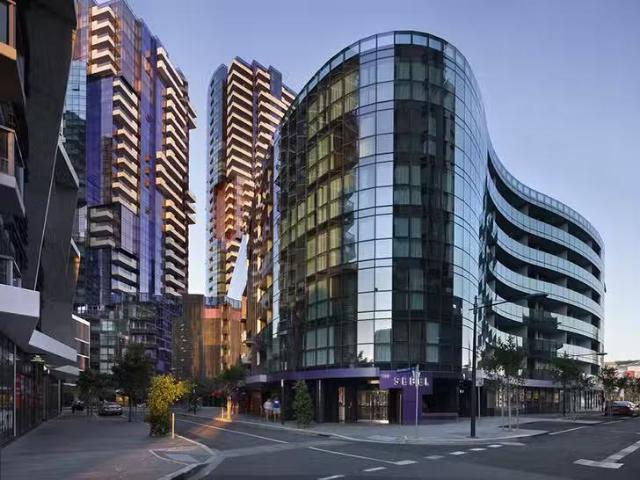 Charming 1 BR 1310/231 Harbour Esplanade, Docklands, VIC 3008
