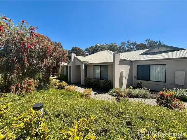 Nice 1 BR 13/6 Strelitzia Avenue, Forrestfield, WA 6058
