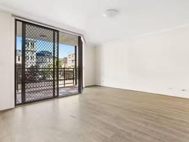 Rental! 1 BR 15/27 Harvey Street, Pyrmont, NSW 2009