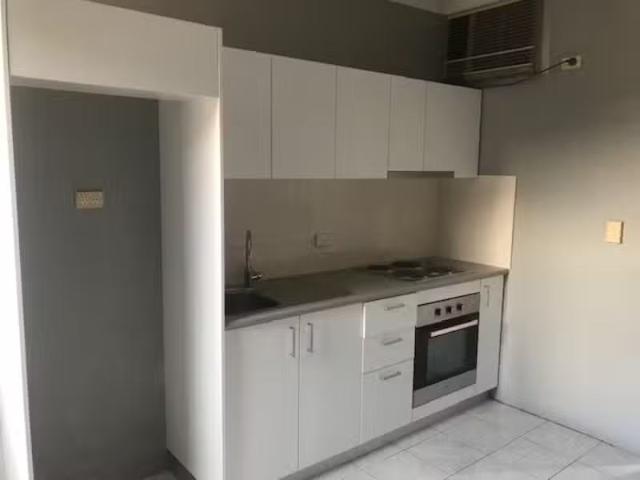 Cheap 1 BR 1/90 Ramsay Street, Haberfield Apartment for rent.