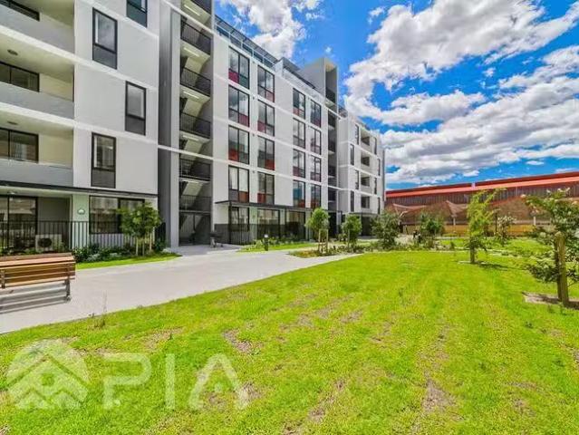 Nice 1 BR 208/4 Banilung Street, Rosebery, NSW 2018