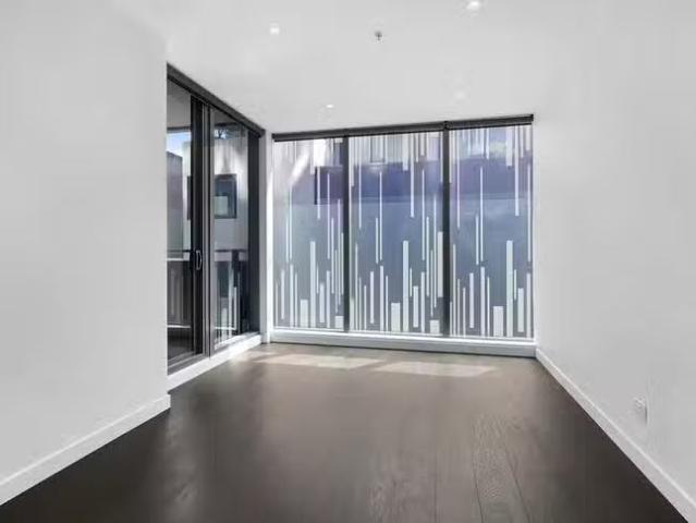 Cozy 1 BR 209/35 Wilson Street, South Yarra, VIC 3141
