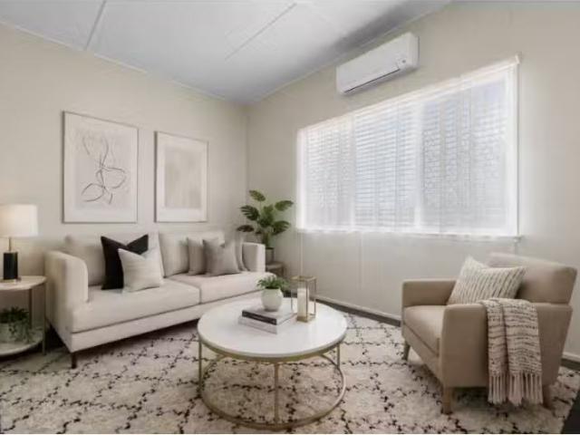 Rental! 1 BR 2/24 Busby Street, Bathurst Townhouse for rent L.