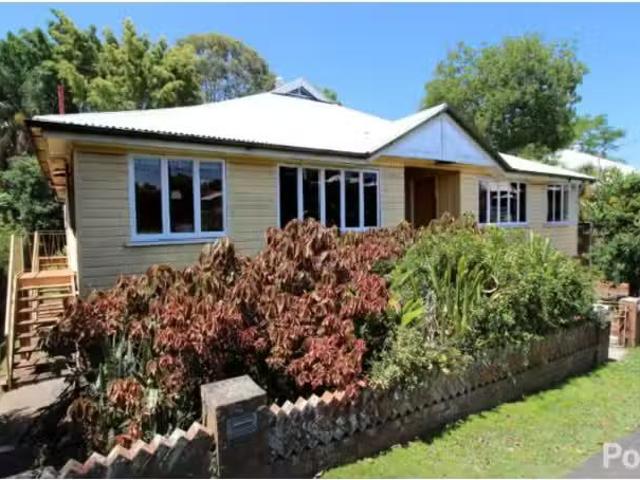 Deal! 1 BR 2/27 Victoria Street, Kelvin Grove Apartment for re.