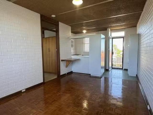 For Rent! 1 BR 23/221 Clontarf Road, Hamilton Hill, WA 6163