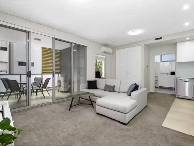 Just in! 1 BR 23/4 Werombi Road, Mount Colah Apartment for ren.
