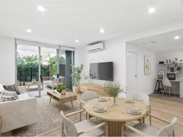 New 1 BR 2/54 Railway Street, Corrimal Apartment for rent Lis.
