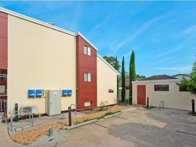 Charming 1 BR 291a Sandgate Road, SHORTLAND Apartment for rent.