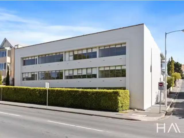 Nice 1 BR 2/9 Sandy Bay Rd, Hobart Property for rent Listed b.