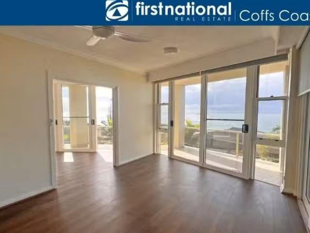Deal! 1 BR 2a/44 Solitary Islands Way, Sapphire Beach Apartmen.