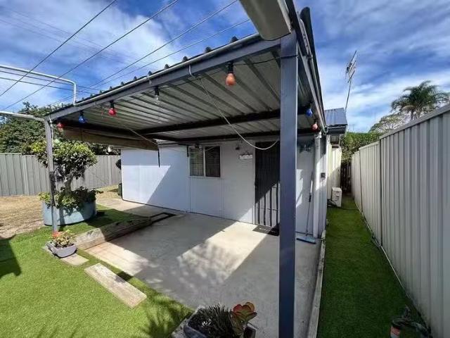 Cozy 1 BR 2B Bourke Road, Ettalong Beach, NSW 2257