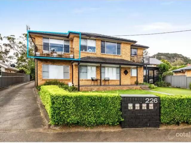 Nice 1 BR 3/226 The Esplanade, Speers Point Apartment for rent.