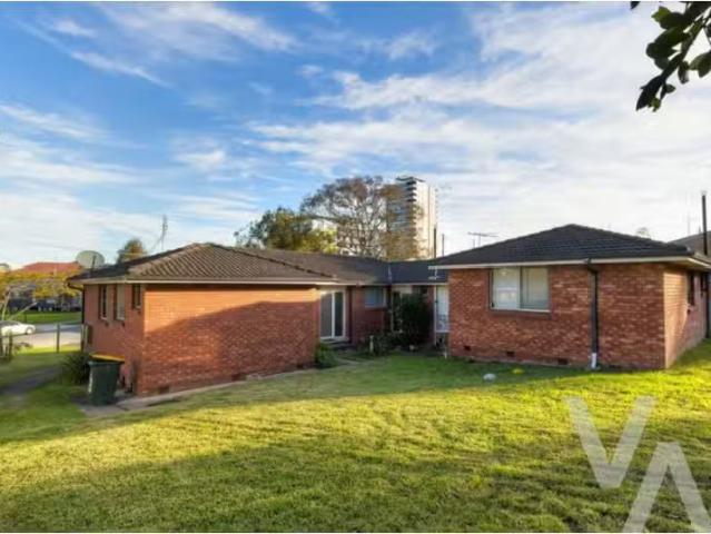 Rental! 1 BR 3/5 Charles Street, Charlestown Apartment for ren.