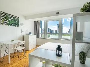 Cozy 1 BR Boulevard René Lévesque Ouest