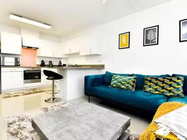 New 1 BR Church Road