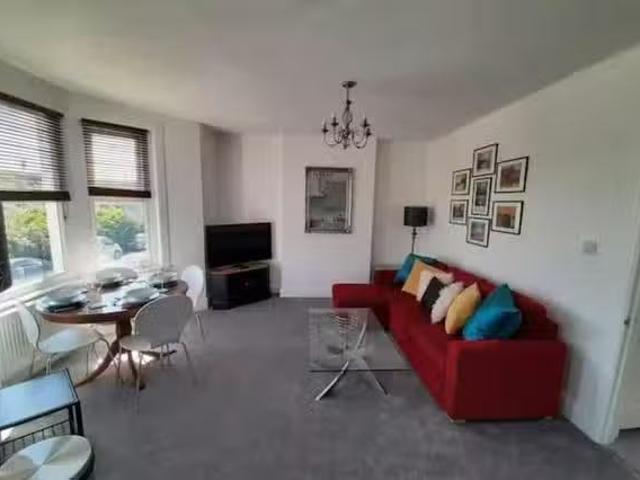 Deal! 1 BR Exeter Road, Weston super Mare