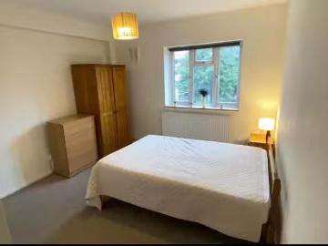 Cozy 1 BR Lochinvar Street, London