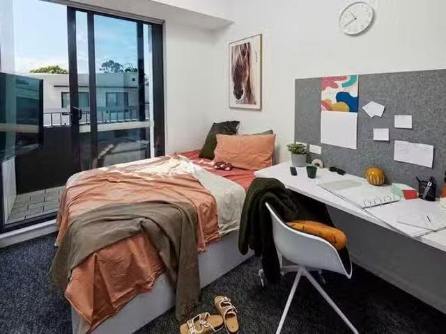 Unique 1 BR Medium Studio