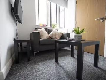 Unique 1 BR St Cyprians Classic Studio