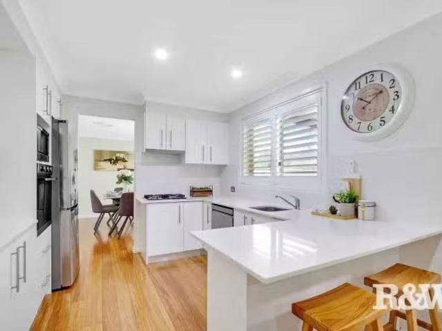 Cheap 1 Hocking Place, Erskine Park House for rent Listed by.