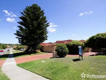 Charming 1 Kidbrooke Way, Kingsley, WA 6026
