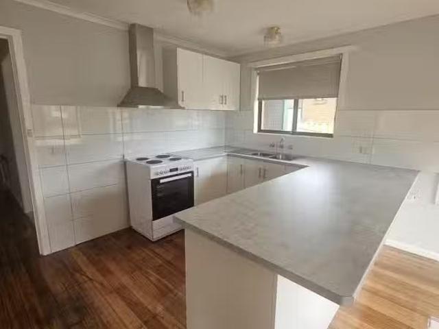Cozy 1 Rouse Place, SHOREWELL PARK, TAS 7320 House for Rent