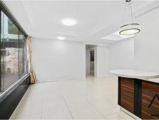Deal! 1A Hicks Avenue, South Turramurra Apartment for rent Li.