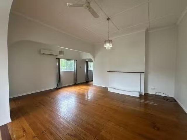 Cheap 1A Pryde Street, Esk, QLD 4312