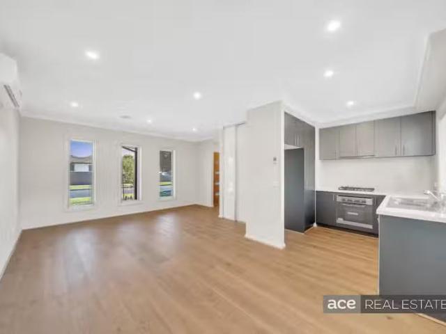 Rental! 1B Jamison Street, Laverton VIC 3028