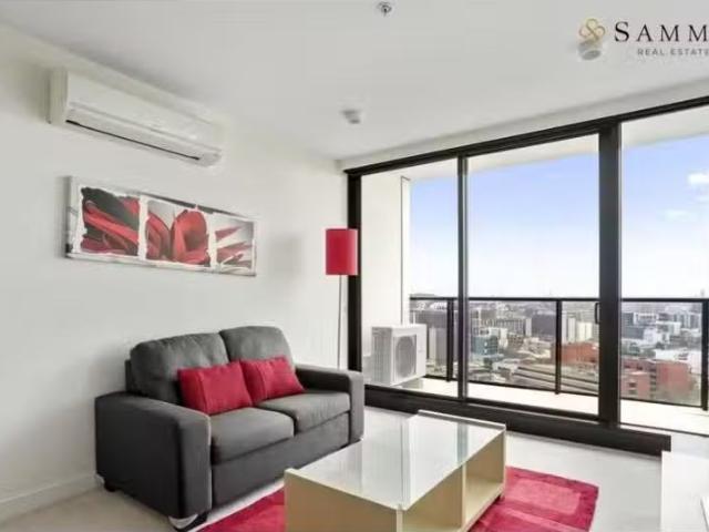 Cozy 2003/33 Mac Kenzie Street, Melbourne Apartment for rent.