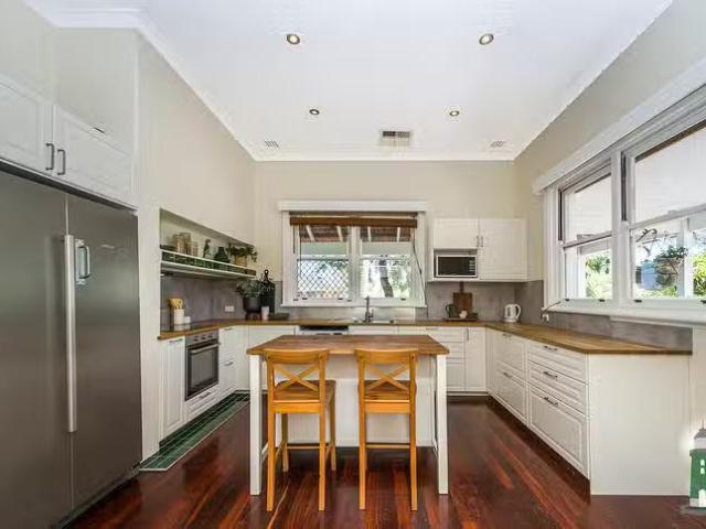 Just in! 200 South Street, White Gum Valley, WA 6162