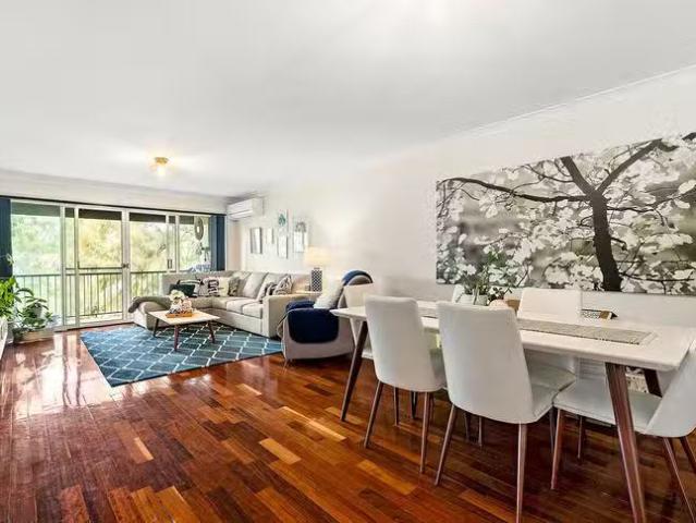 Just in! 20/112 Baldwin Drive, Kaleen, ACT 2617