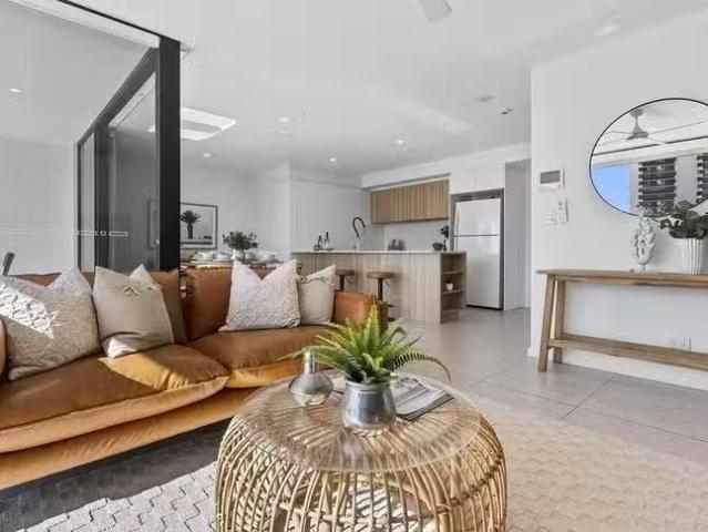 Deal! 202/25 Baden Powell Street, Maroochydore, QLD 4558