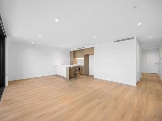 For Rent! 202/62 Memorial Avenue, Maroochydore, QLD 4558