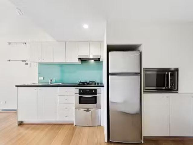 Cheap 203/128 Sailors Bay Road, Northbridge, NSW 2063