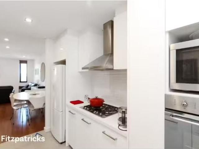 Cheap 203/1 Flinders Street, Wagga Wagga Apartment for rent L.