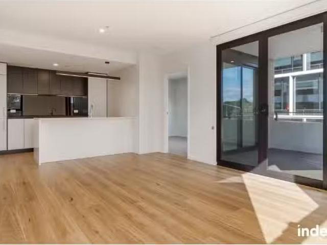 Just in! 203/484 Northbourne Avenue, partson Apartment for ren.