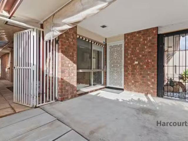 Charming 20 Baume Circuit, OLD REYNELLA, SA 5161 House for R.