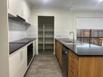 Just in! 20 Bremer Street, South Maclean, QLD 4280